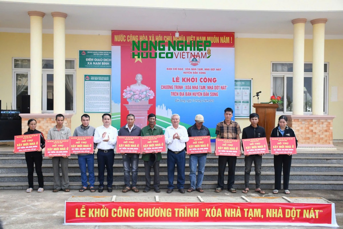 Đắk Nông: Huyện Đắk Song khởi công Chương trình xóa nhà tạm, nhà dột nát Đắk Nông: Huyện Đắk Song khởi công Chương trình xóa nhà tạm, nhà dột nát