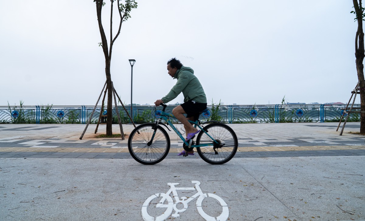 “Mục sở thị” lối dành riêng cho xe đạp dọc tuyến đường Thăng Long “Mục sở thị” lối dành riêng cho xe đạp dọc tuyến đường Thăng Long