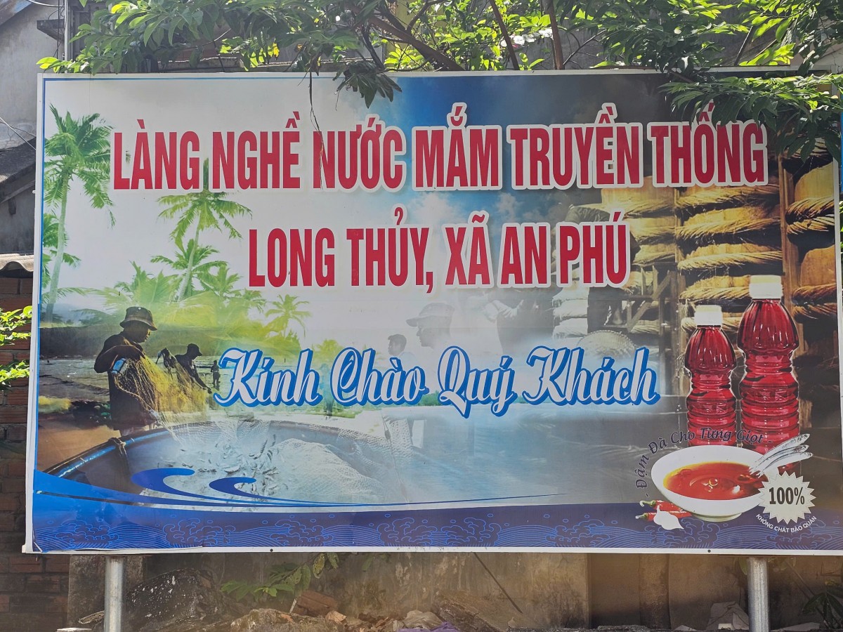Làng nghề nước mắm Long Thủy mang tinh hoa của biển đến với mọi nhà