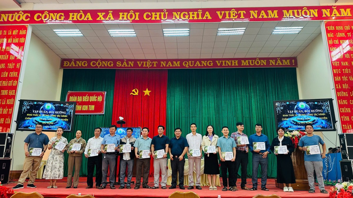 Huyện Tu Mơ Rông ứng dụng trí tuệ nhân tạo để hỗ trợ nâng cao hiệu quả phục vụ người dân