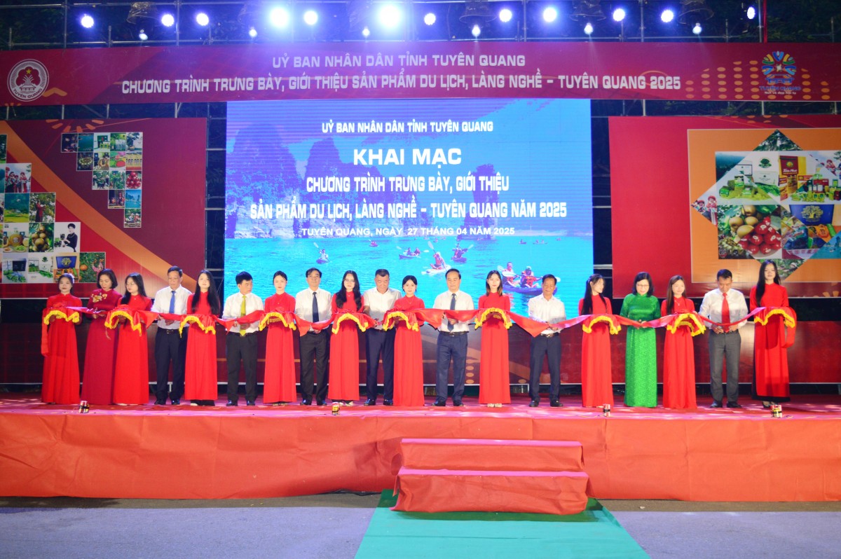Tuyên Quang: Khai mạc Chương trình trưng bày, giới thiệu sản phẩm du lịch, làng nghề năm 2025