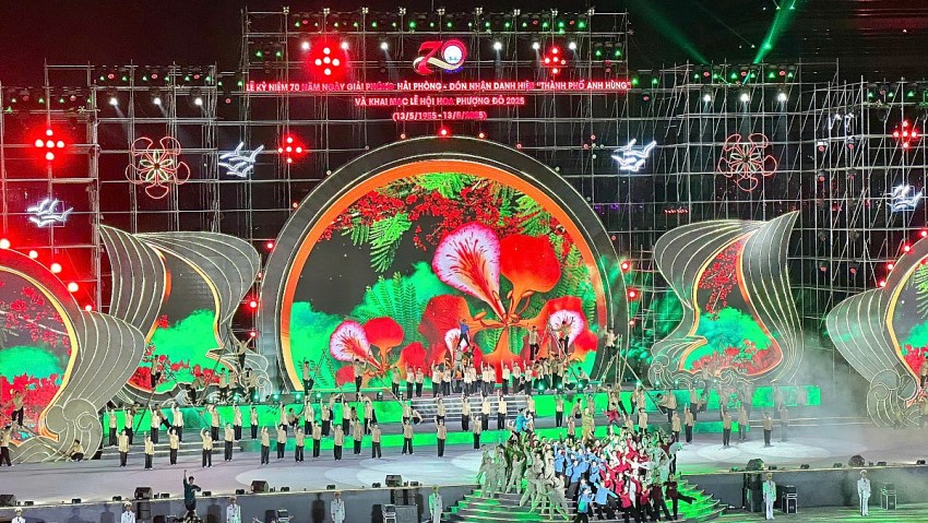 Lễ hội Hoa Phượng Đỏ 2025: Hải Phòng đón nhận danh hiệu “Thành phố Anh hùng”