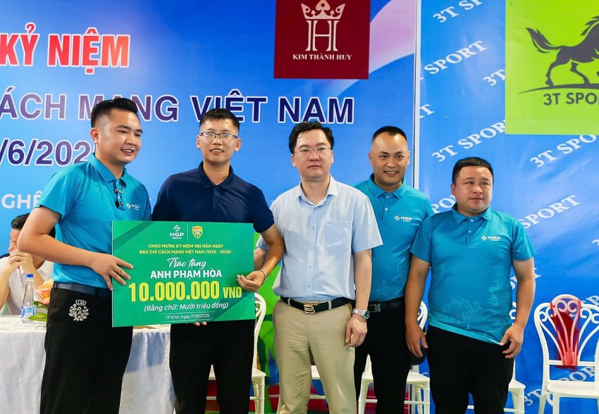 Giải Pickleball chào mừng 100 năm Ngày Báo chí cách mạng Việt Nam