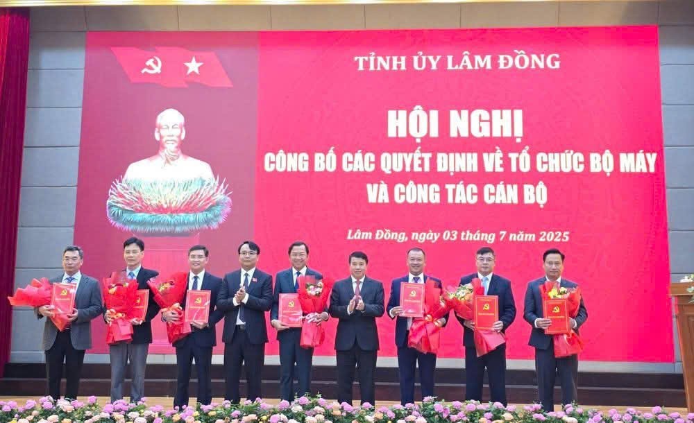 Công bố quyết định bổ nhiệm cán bộ của Tỉnh ủy, UBND tỉnh Lâm Đồng