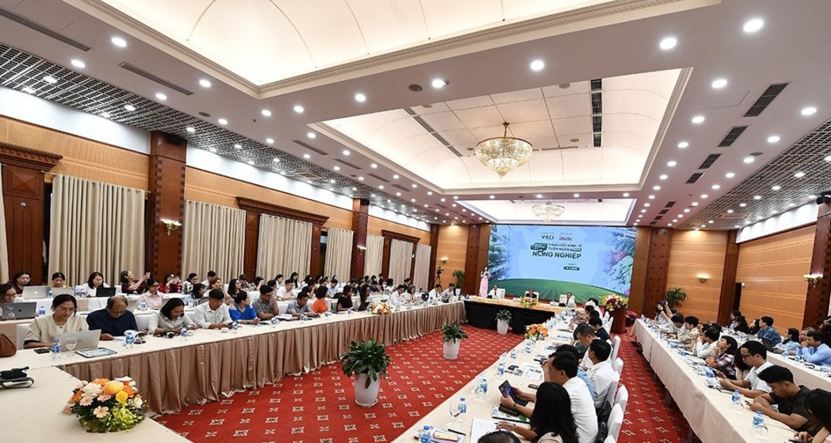 Toàn cảnh Diễn đàn.