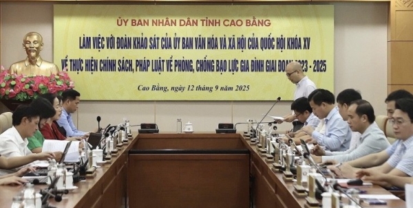 Ủy ban Văn hóa và Xã hội của Quốc hội làm việc với UBND tỉnh Cao Bằng