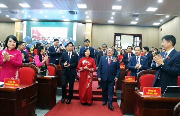 Phấn đấu xây dựng tỉnh Sơn La trở thành trung tâm kinh tế - xã hội của tiểu vùng Tây Bắc