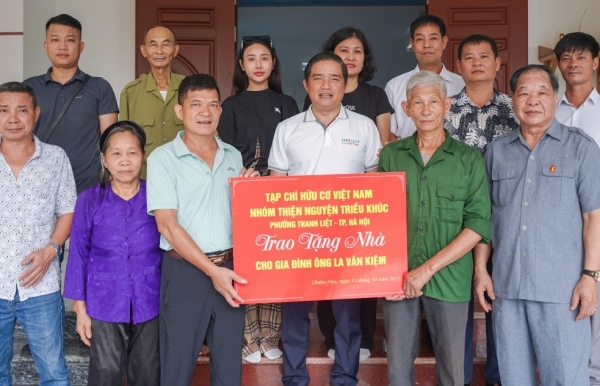 Trao tặng mái ấm mới từ Chương trình “Chung tay xóa nhà tạm, nhà dột nát”