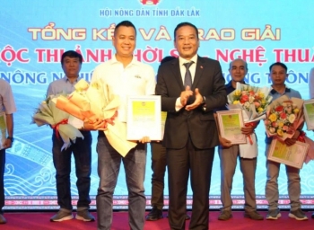 trao giai cuoc thi anh nong nghiep nong dan nong thon dak lak nam 2025