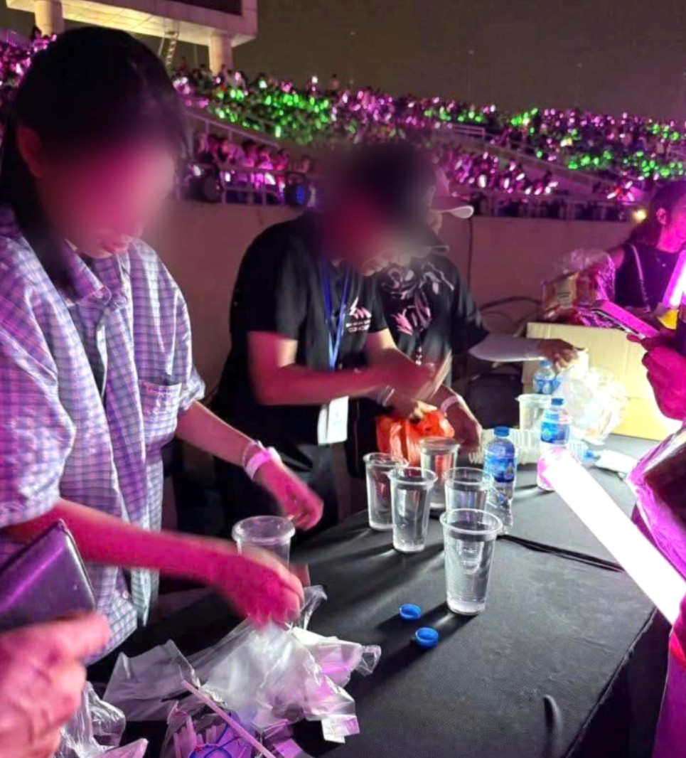 Ứng xử với rác thải nhựa