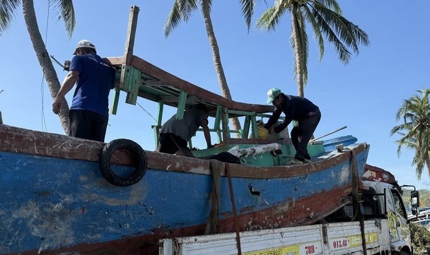 Tập trung cao độ khôi phục sản xuất nông nghiệp sau bão