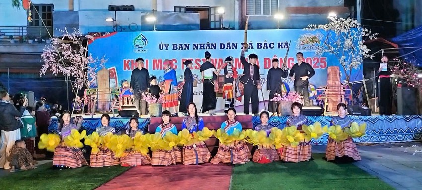 Khai mạc Festival mùa đông “Sắc màu cao nguyên trắng” năm 2025