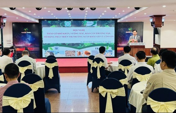 Xuất khẩu gỗ cán mốc 16,5 tỷ USD: Nỗ lực vượt “gọng kìm” rào cản thương mại