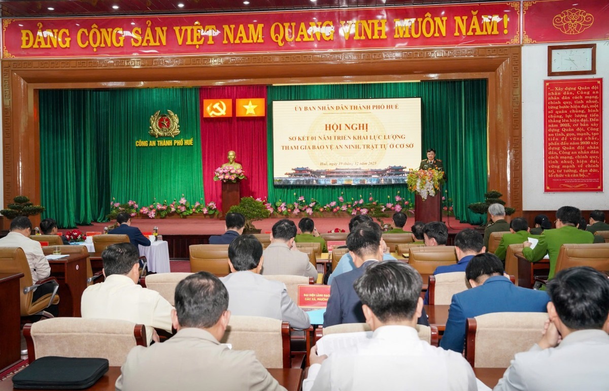 Tp. Huế sơ kết một năm triển khai lực lượng bảo vệ an ninh, trật tự ở cơ sở