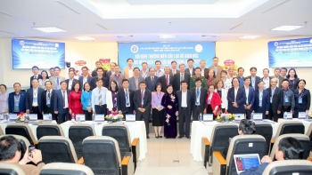 CLB Giám đốc các BV miền Trung 2025: Y tế hiện đại, nhân văn và phát triển bền vững