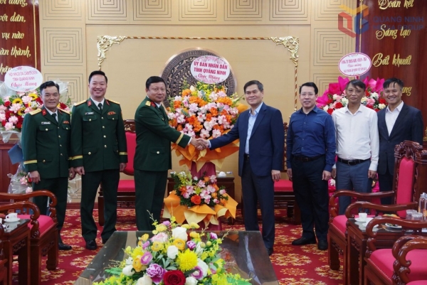 Quảng Ninh: Lãnh đạo tỉnh chúc mừng cán bộ, chiến sĩ Bộ Chỉ huy Quân sự tỉnh