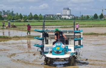 Ứng dụng công nghệ cao trong nông nghiệp - trụ cột cho tăng trưởng bền vững