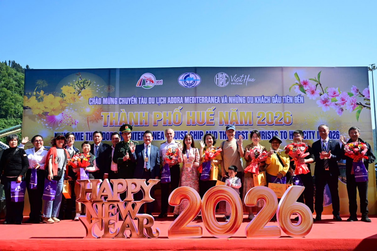 Du lịch Huế: Dấu ấn khởi sắc mở đầu năm 2026 Lễ đón chuyến tàu du lịch quốc tế khai mạc hoạt động du lịch đường biển năm mới 2026