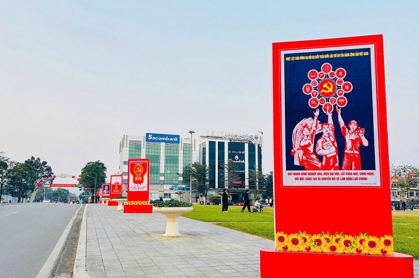 Lào Cai: Rực rỡ cờ, hoa đón chào Đại hội XIV của Đảng
