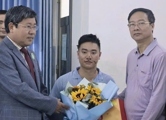 Đắk Lắk: Phi công Đinh Thành Trung chính thức xuất viện sau sự cố máy bay quân sự