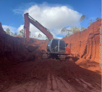 Chỉ đạo báo cáo về thực trạng hoạt động khai thác các điểm mỏ các loại khoáng sản