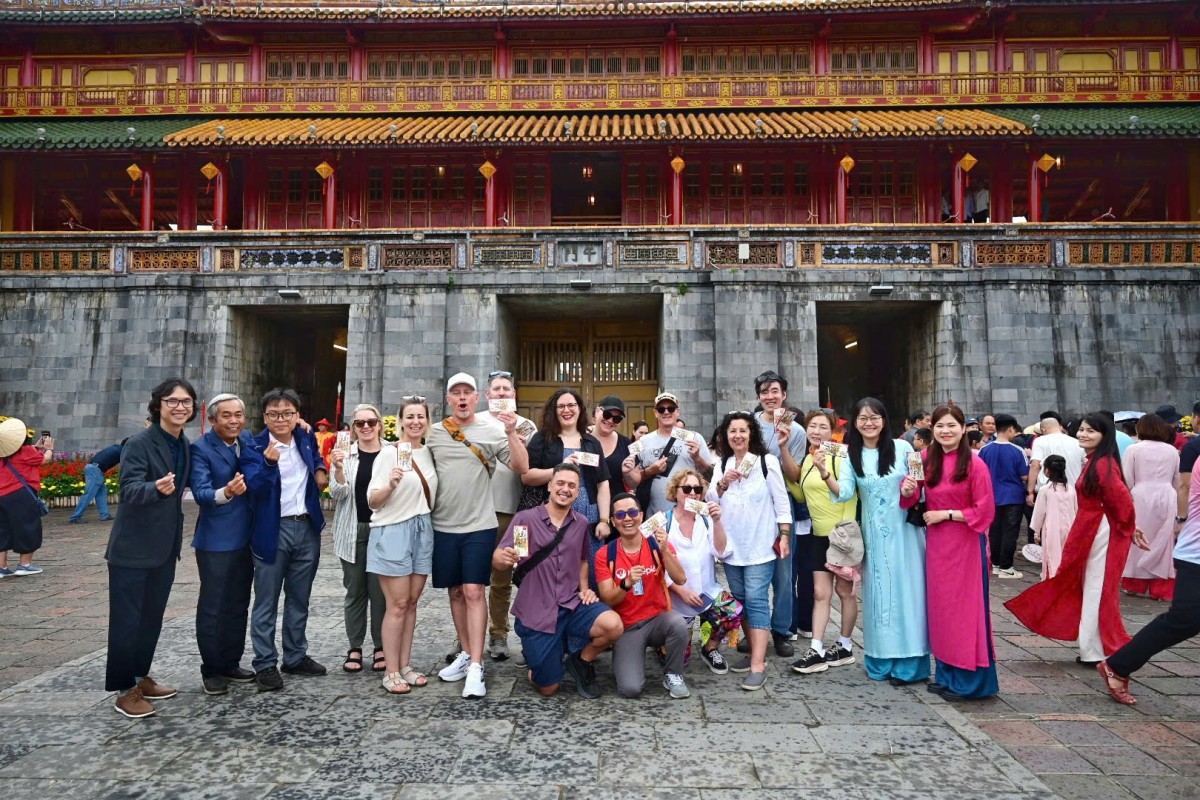 Đại Nội Huế: Mùng 1 Tết Bính Ngọ 2026 nhộn nhịp du khách trong nước và quốc tế