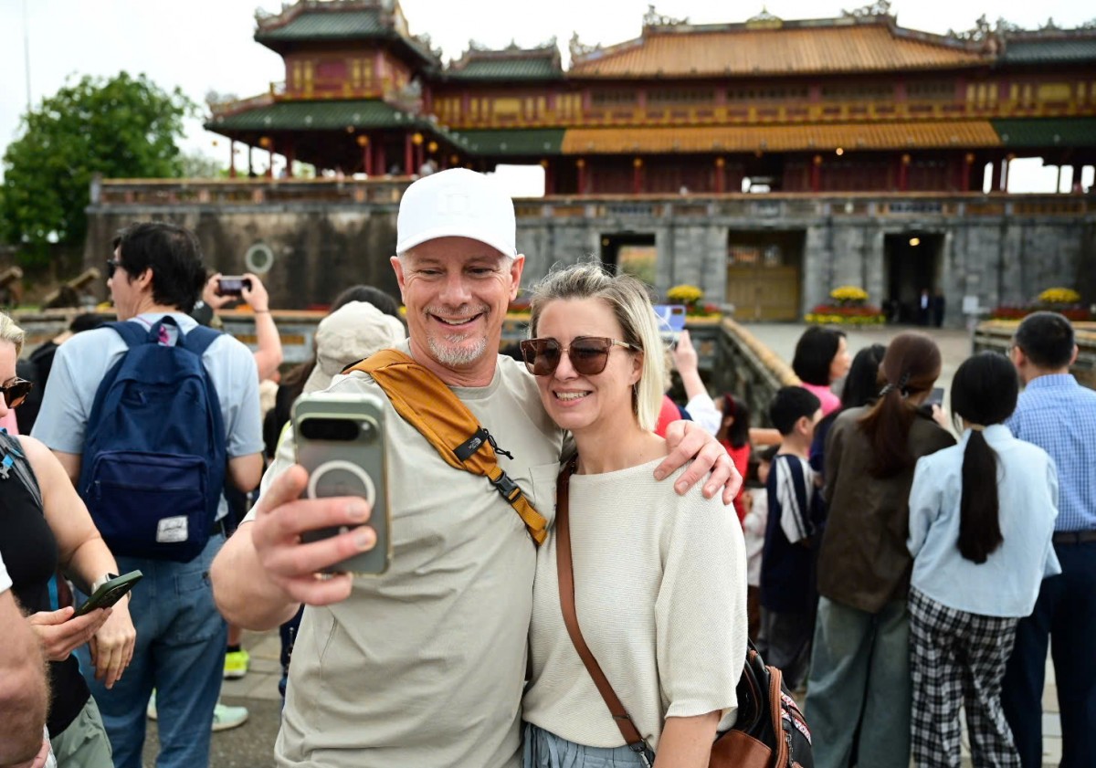 Đại Nội Huế: Mùng 1 Tết Bính Ngọ 2026 nhộn nhịp du khách trong nước và quốc tế