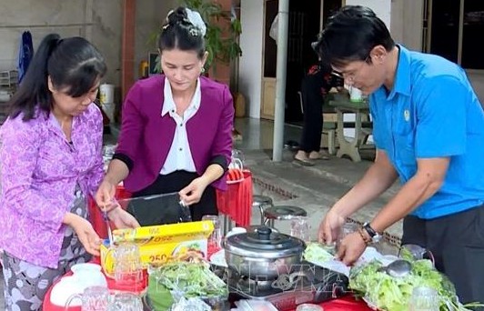 Tết nguyên đán và không khí gia đình