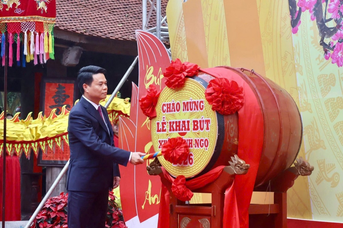 Khai bút Xuân Bính Ngọ 2026: Hành trình về miền di sản và đạo học của đất Cảng