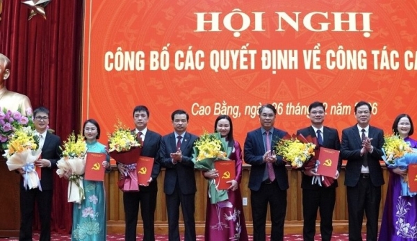Tỉnh ủy Cao Bằng công bố các quyết định về công tác cán bộ