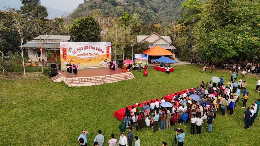 Về vùng cao Bảo Nhai vui hội Lồng tồng ngày xuân