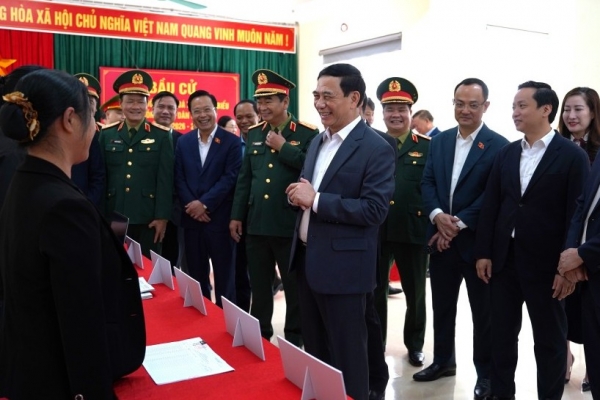 Bộ trưởng Bộ Quốc phòng Phan Văn Giang giám sát, kiểm tra công tác bầu cử đại biểu Quốc hội và đại biểu HĐND các cấp tại Cao Bằng