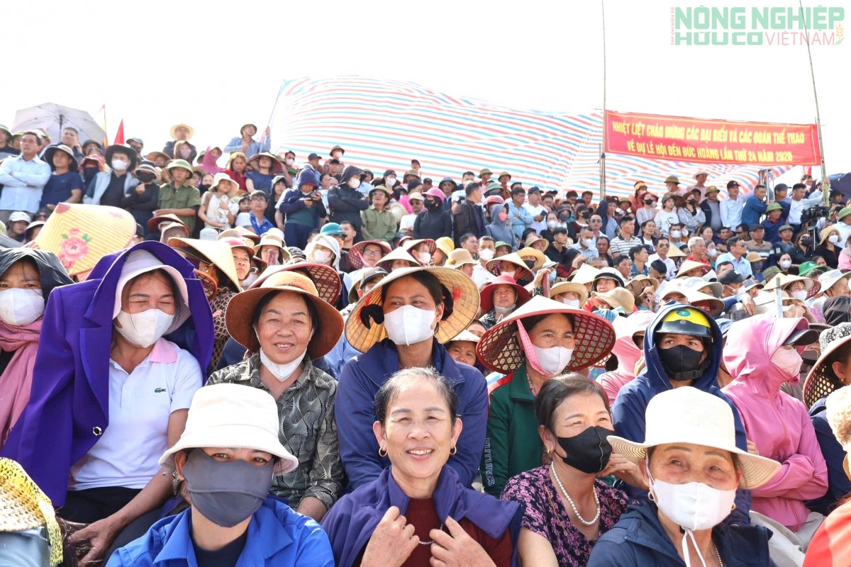 Sôi nổi các hoạt động văn hóa, thể thao tại lễ hội đền Đức Hoàng năm 2026