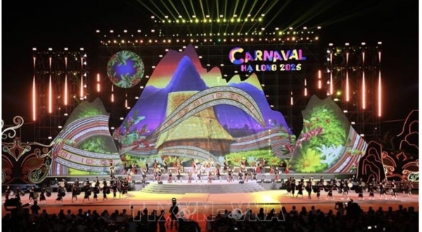 Quảng Ninh “nâng cấp” Carnaval Hạ Long: Cú hích lớn cho phát triển công nghiệp văn hóa