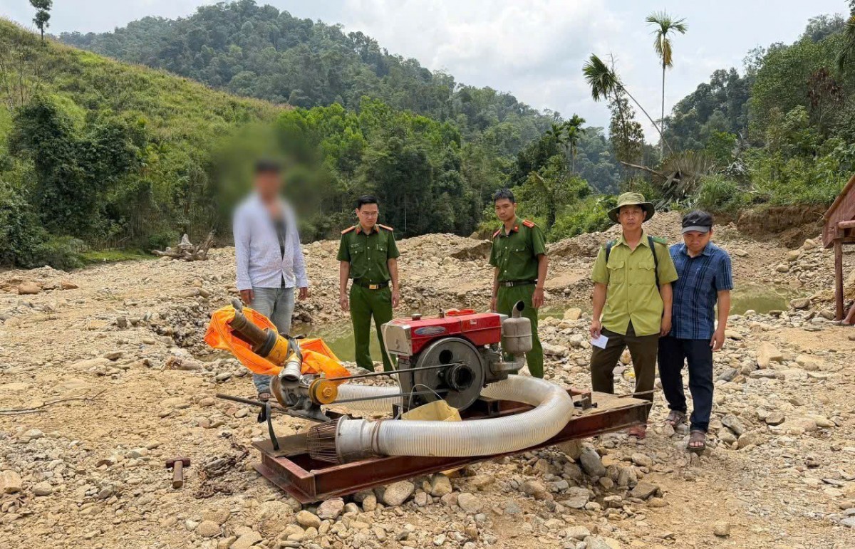 Đà Nẵng phát hiện, ngăn chặn điểm khai thác vàng trái phép tại Trà Vân