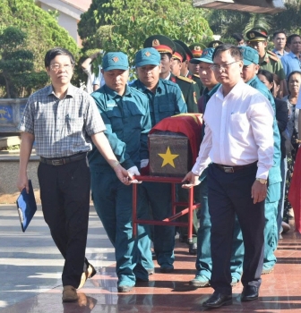 Đắk Lắk: Xã Ea Kar long trọng tổ chức lễ đón nhận và an táng hài cốt liệt sĩ