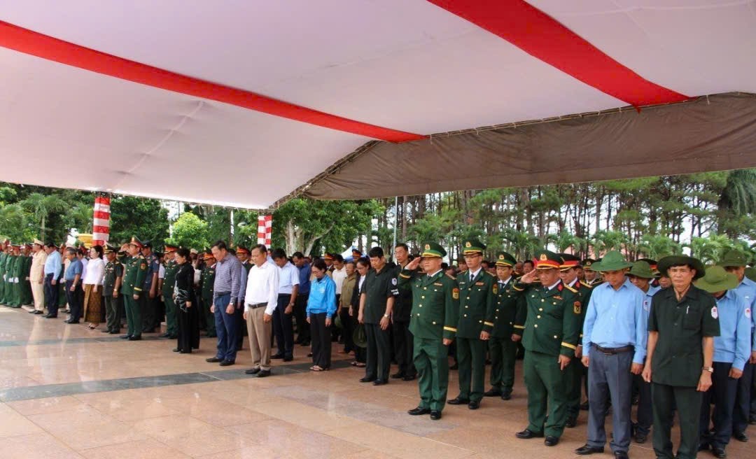 Đắk Lắk trang trọng đón nhận 27 hài cốt liệt sĩ hy sinh tại Campuchia trở về đất mẹ