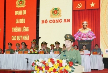 Hàng nghìn chiến sĩ CAND hội tụ, trình diễn sức mạnh tinh nhuệ giữa lòng Cố đô Huế