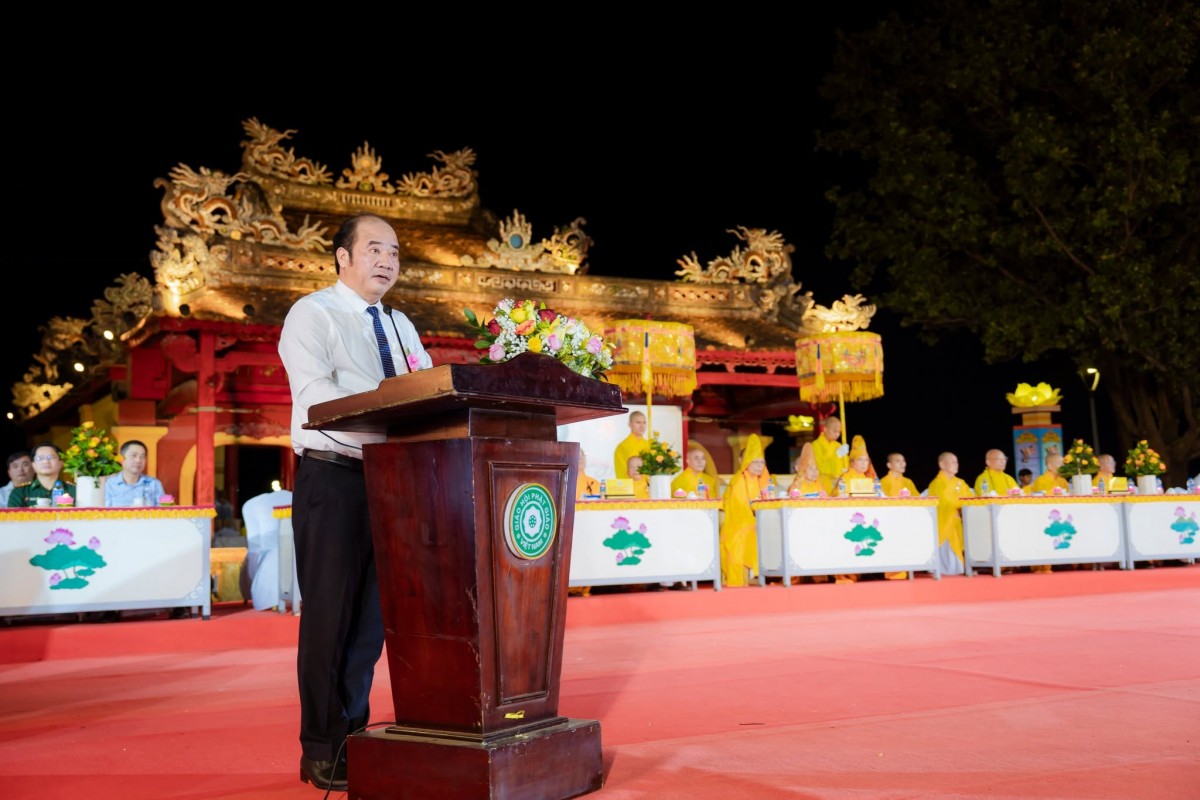 Tp. Huế: Lan tỏa thông điệp hòa bình từ Lễ hội Hoa đăng bên dòng Hương Giang