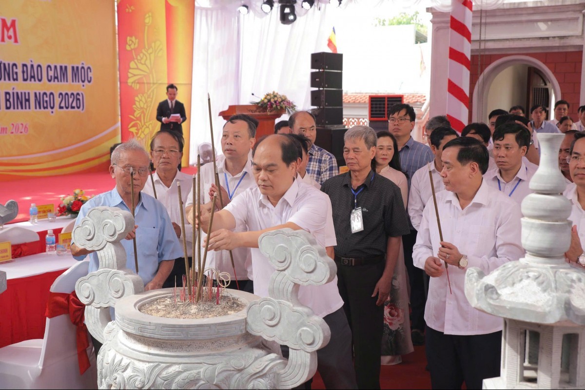 Hào khí ngàn năm Đào Cam Mộc
