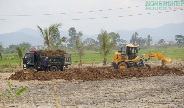 Vụ việc san lấp đất nông nghiệp ở xã Quảng Châu: Xác định diện tích, xử lý vi phạm theo quy định pháp luật