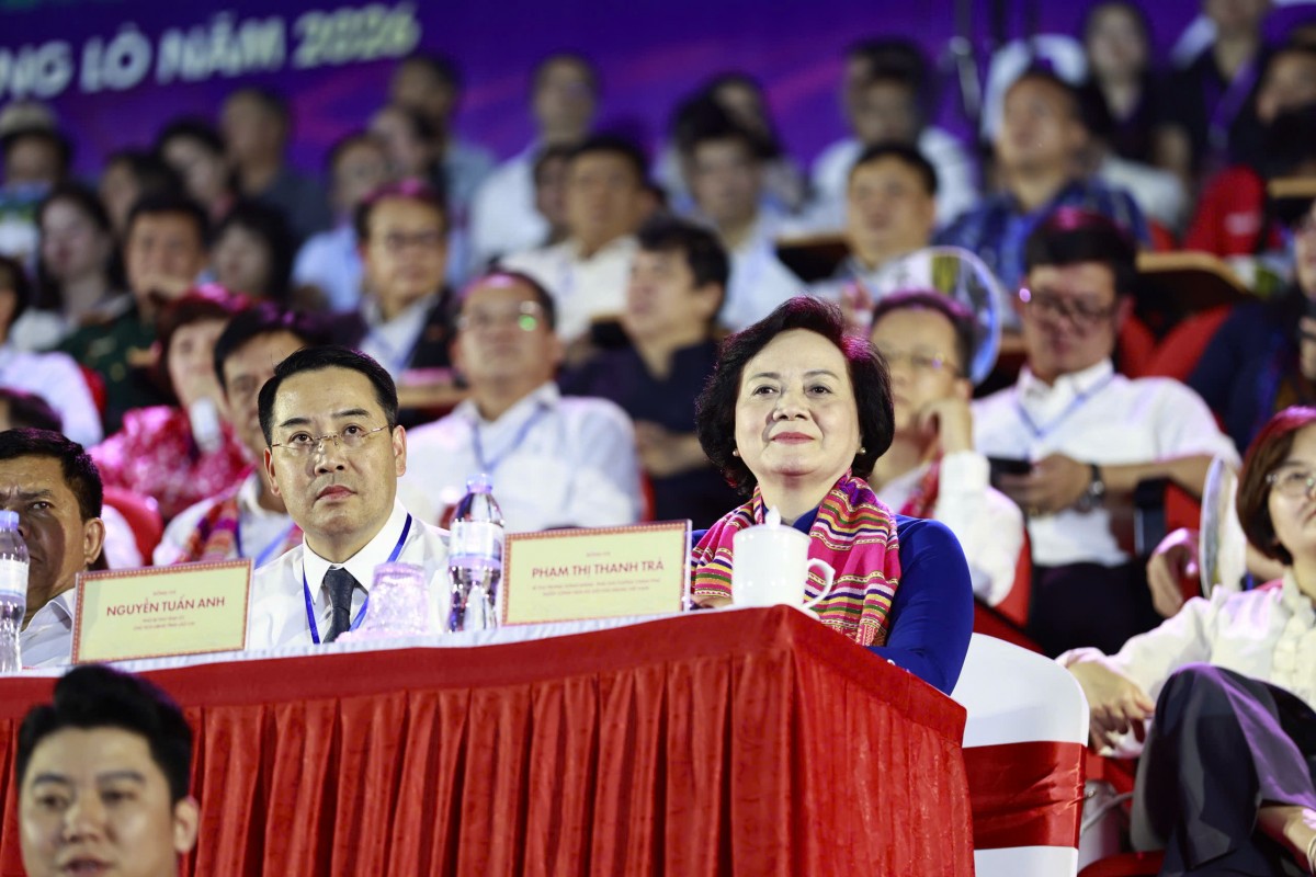 Mường Lò rực rỡ đêm hội “Xòe Thái - Trọn một vòng yêu”: Nối dài nhịp cầu di sản giữa lòng Tây Bắc
